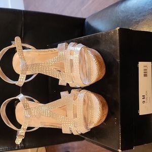 BCBG Silver Wedge Sandals 9.0